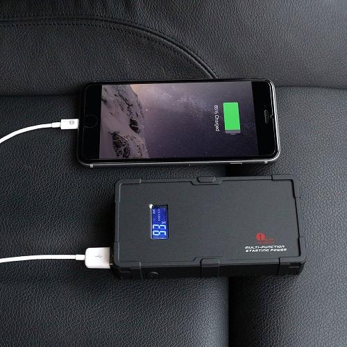 Power-Bank-Car-Jumper-Charging-iPhone